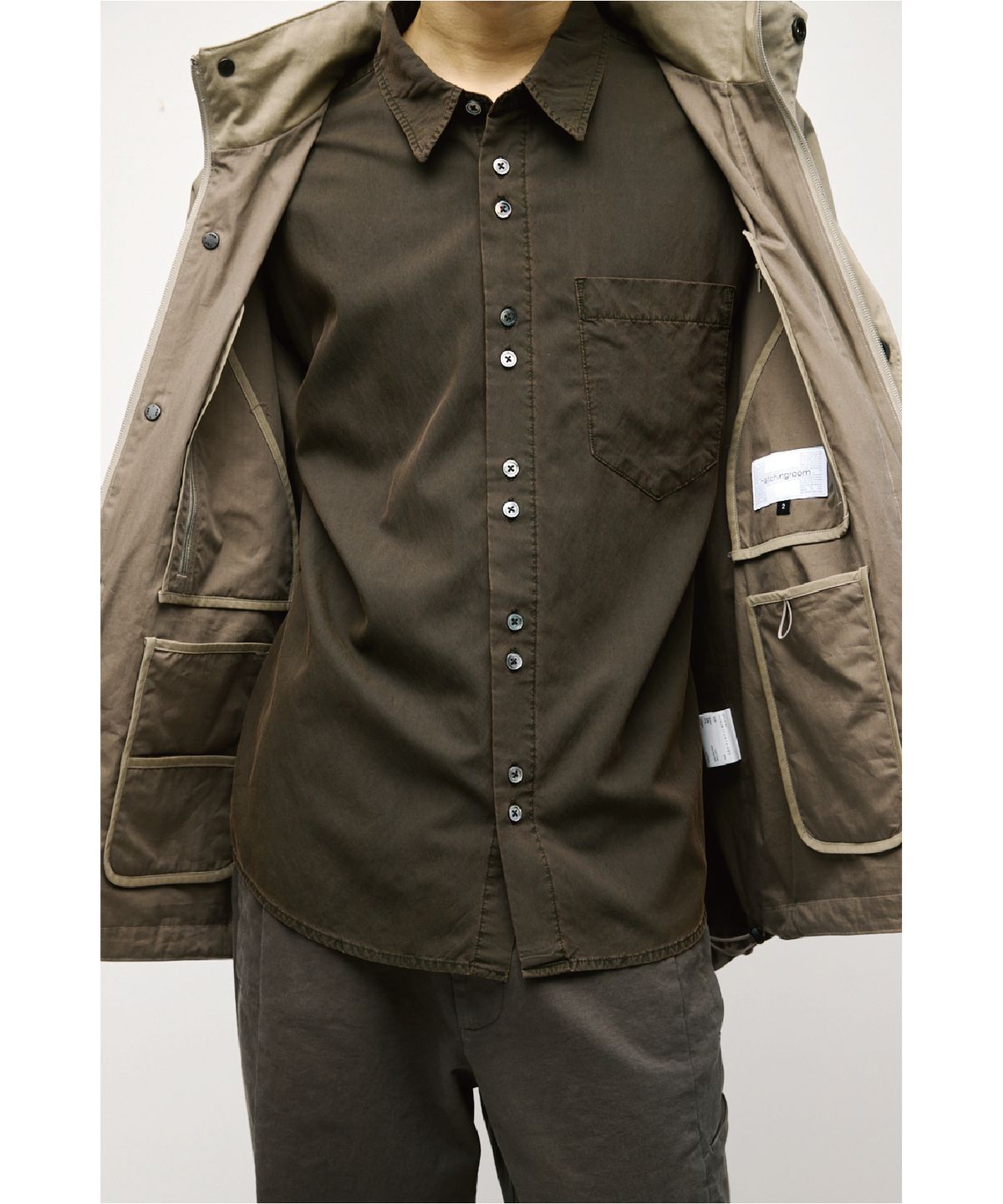 해칭룸(HATCHINGROOM) Shell Parka Dark Beige