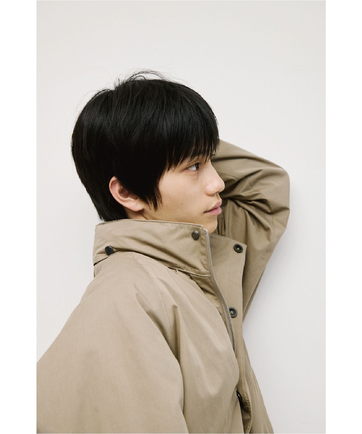 해칭룸(HATCHINGROOM) Shell Parka Dark Beige