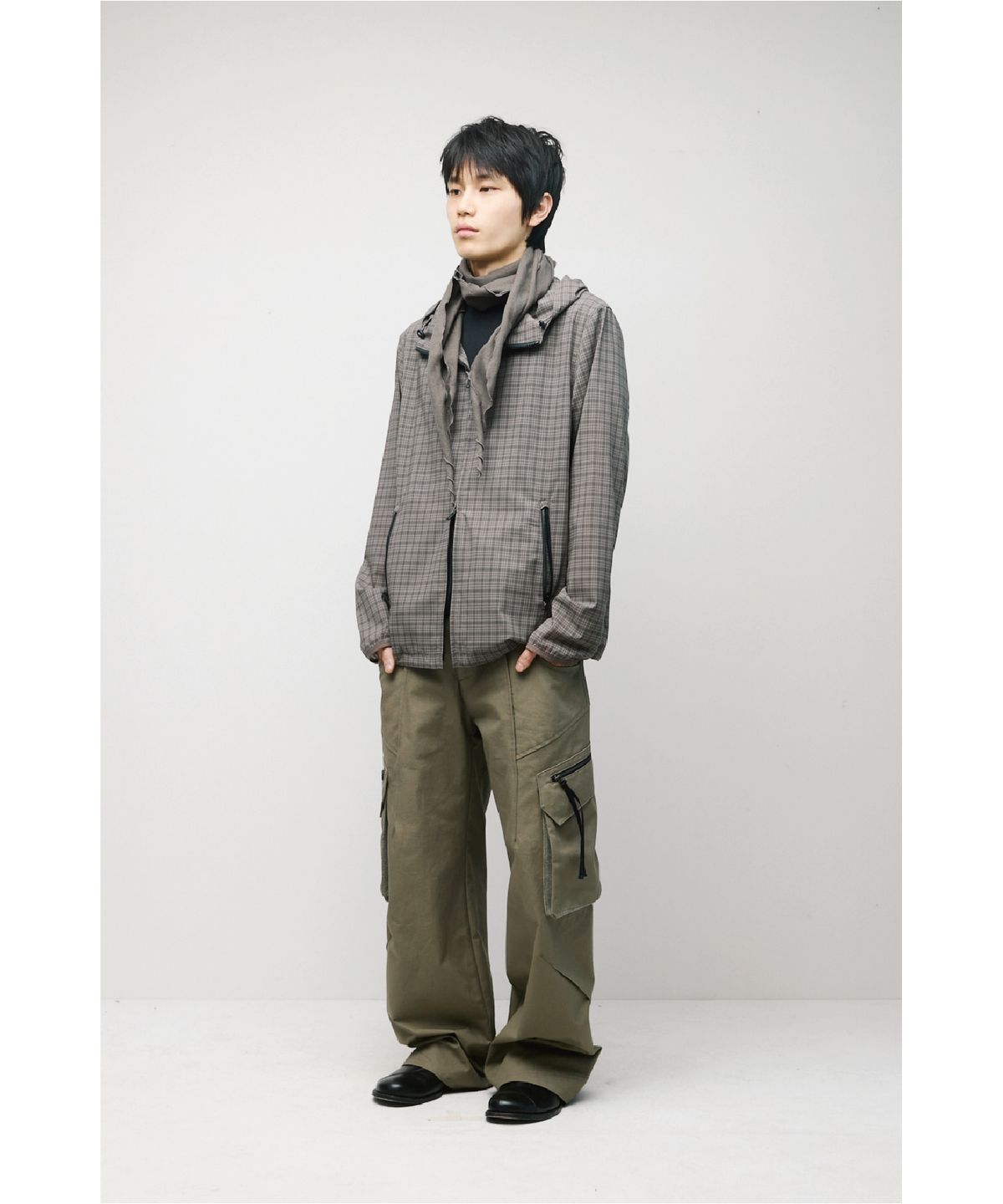 해칭룸(HATCHINGROOM) Vented WIndbreaker Wool Check Olive