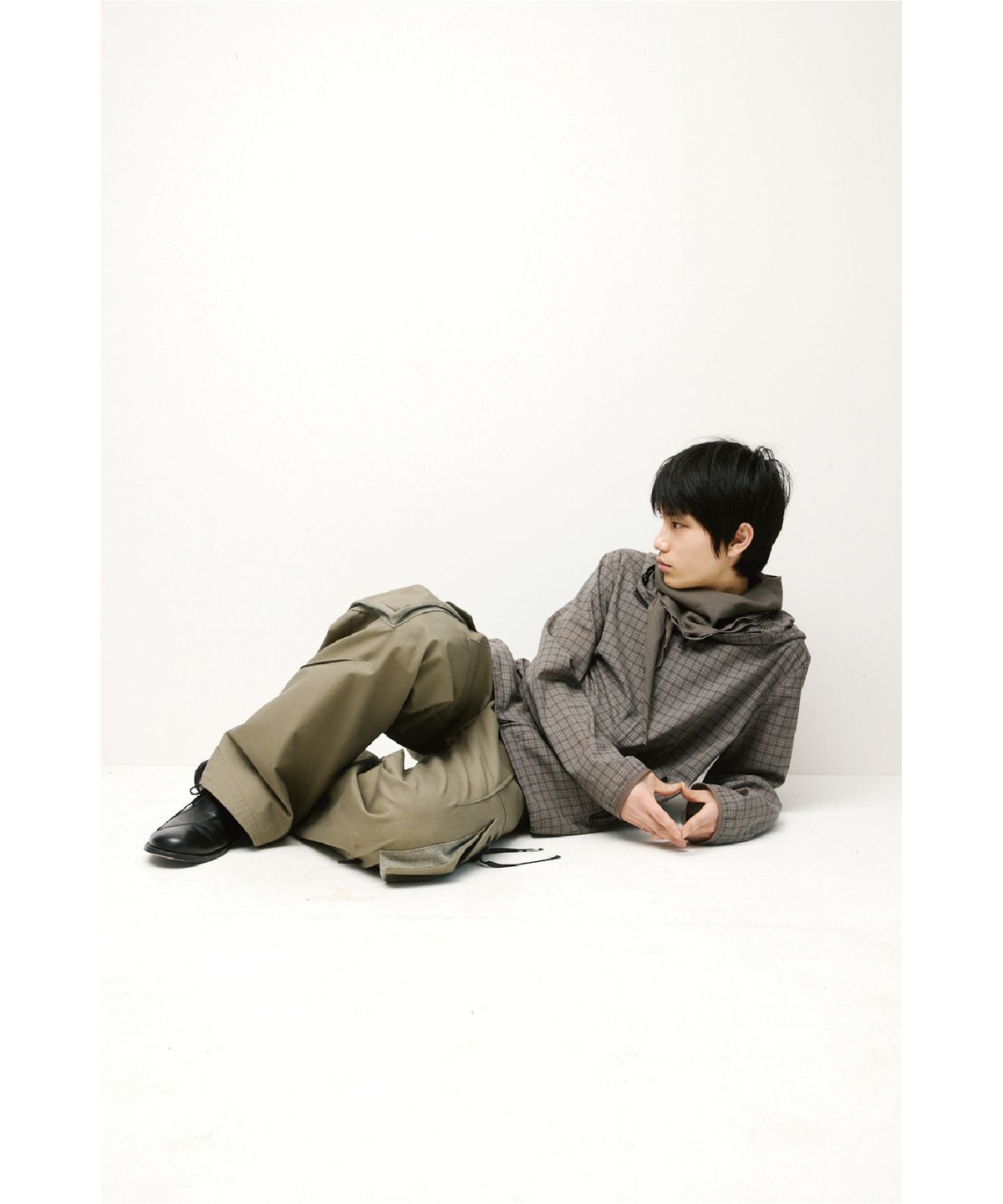 해칭룸(HATCHINGROOM) Vented WIndbreaker Wool Check Olive
