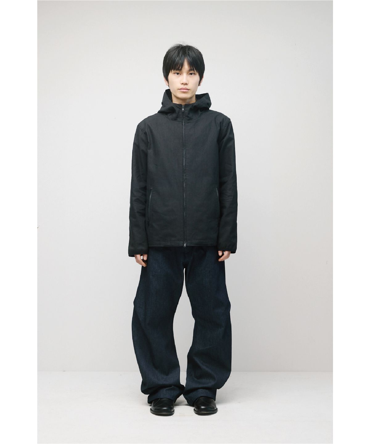 해칭룸(HATCHINGROOM) Vented WIndbreaker Black