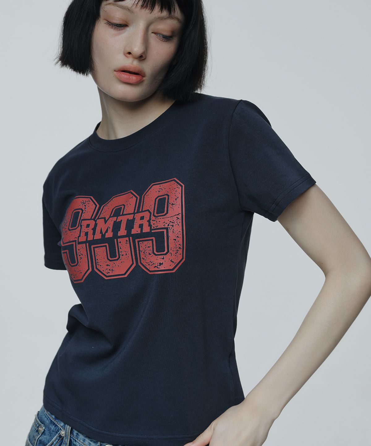 로맨티누어(ROMANTINUER) Vintage 999 T-Shirt (Navy)