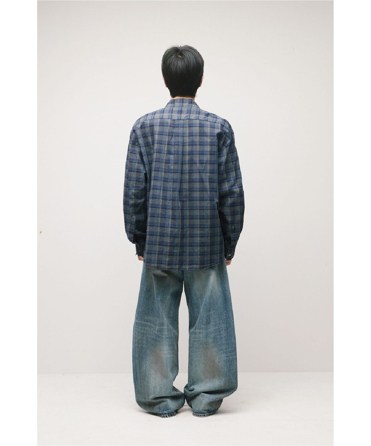 해칭룸(HATCHINGROOM) Classic Shirt Dyed Blue/Charcoal
