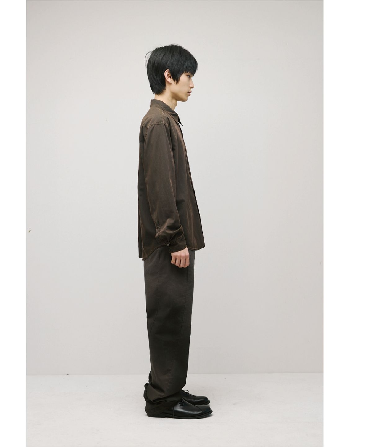 해칭룸(HATCHINGROOM) Rana Shirt Bleached Khaki