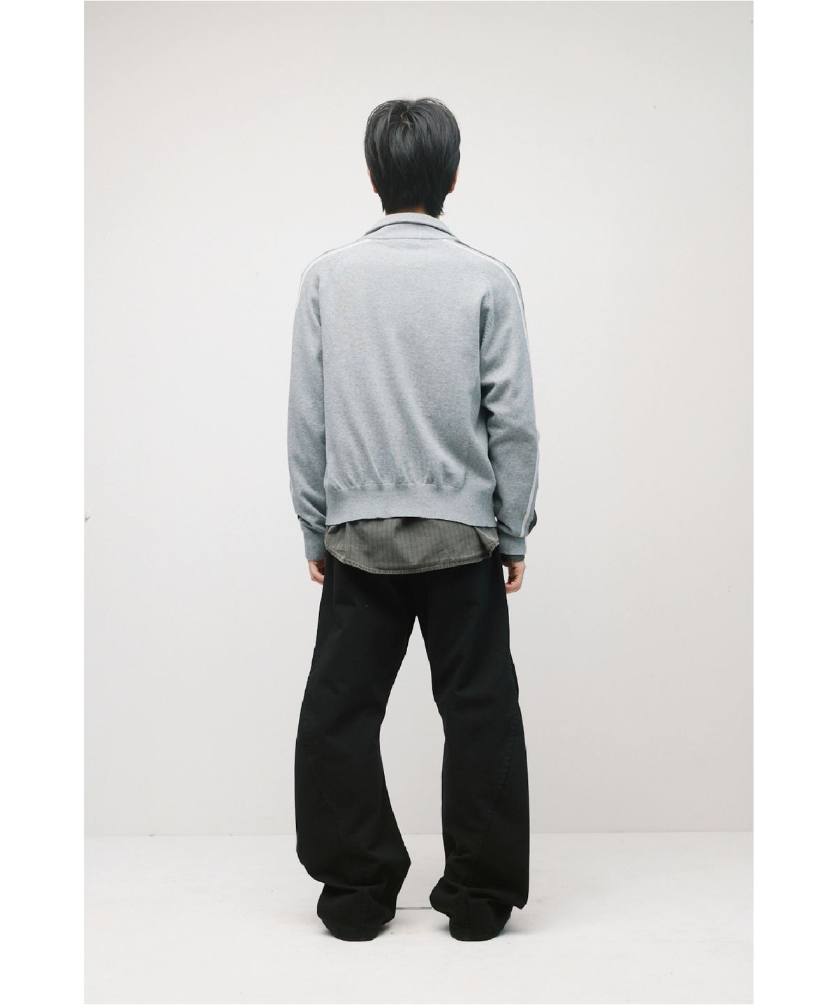 해칭룸(HATCHINGROOM) Track Zip Knit Cardigan Grey