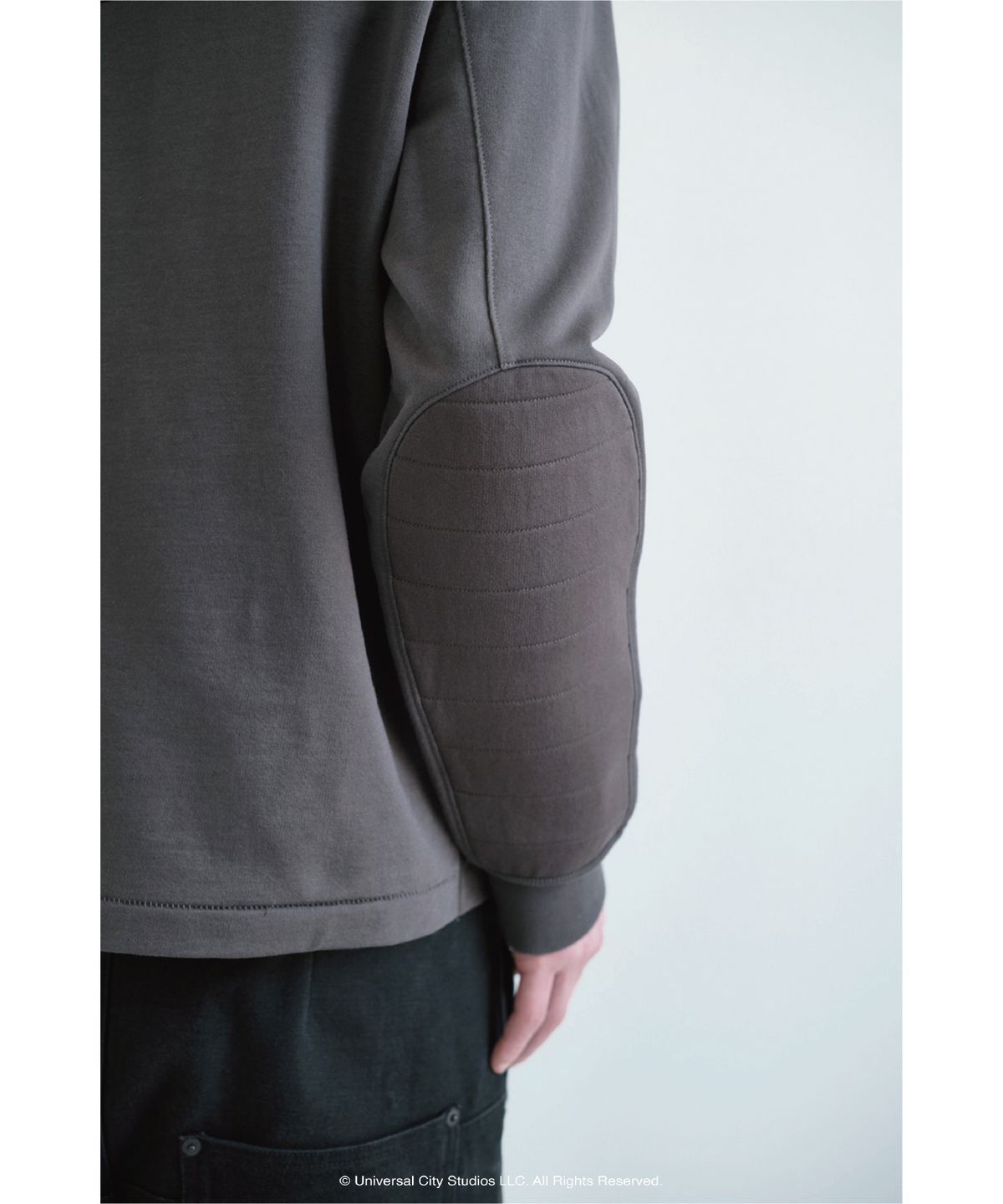해칭룸(HATCHINGROOM) Psycho Hoodie Charcoal
