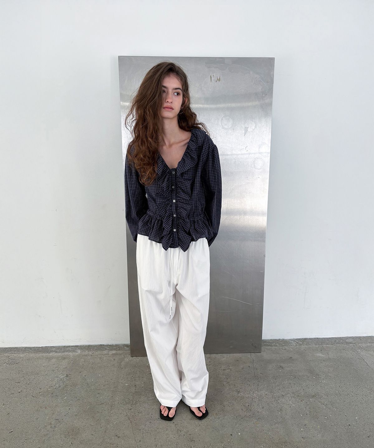 포에트서울(POETSEOUL) Voluminous Blouse_check navy