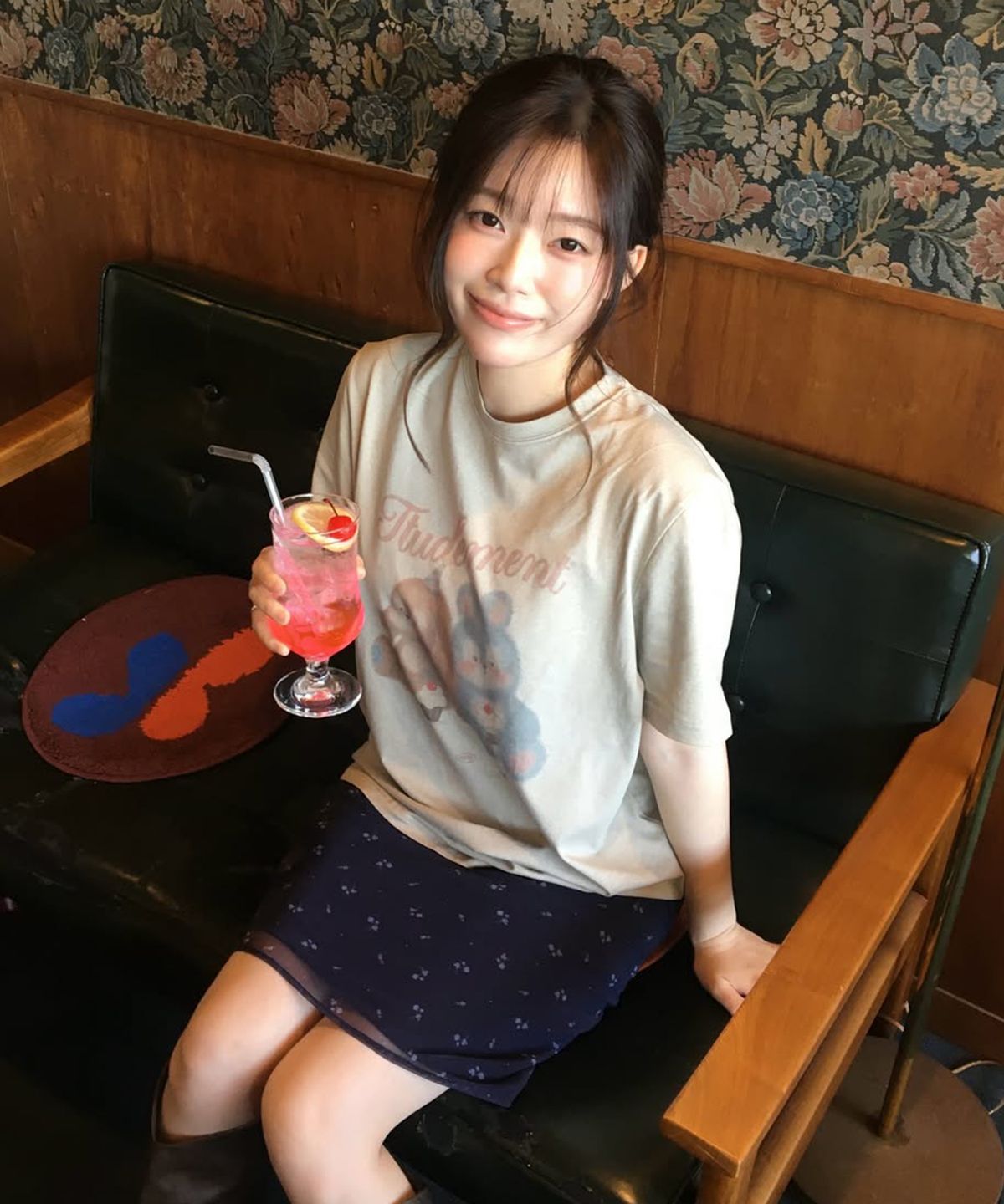 튜드먼트(TTUDEMENT) TTUDDI FRIENDS T-SHIRT_BEIGE