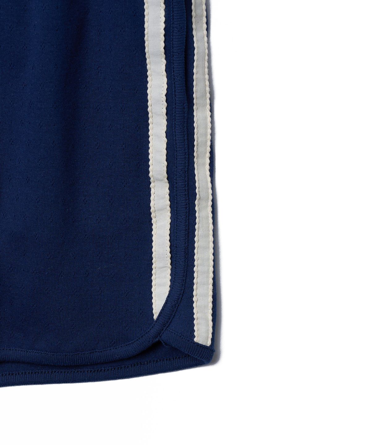 튜드먼트(TTUDEMENT) 50s EMBROIDERED TRACK SHORTS_NAVY