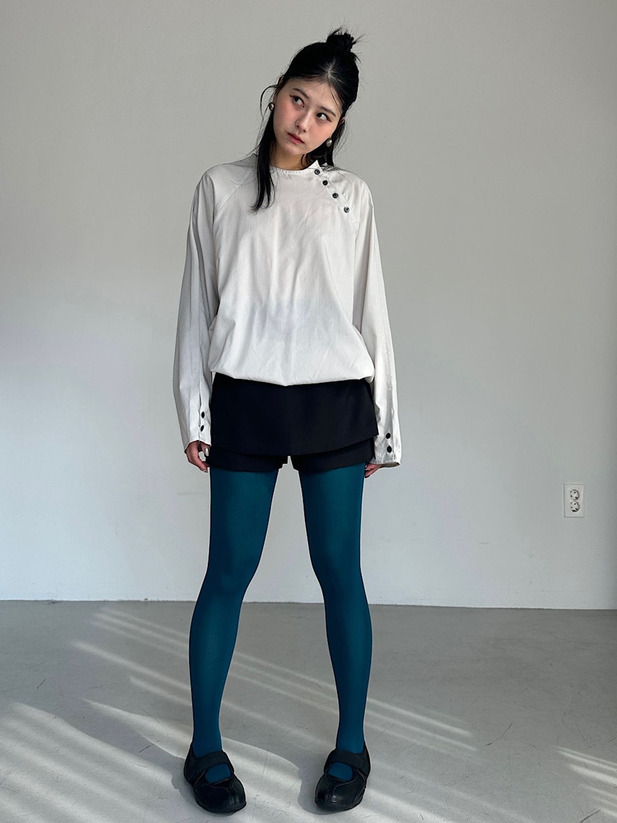아포엠(APOEM) Layered Belted Shorts