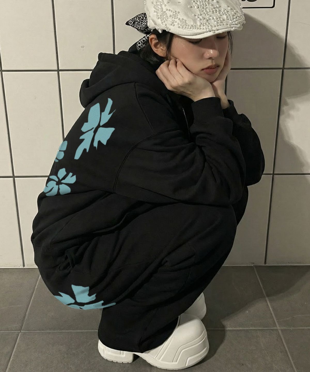 그레이버(GRAVER) [UNISEX]STILL FLOWER 트레이닝 와이드 팬츠_BLACK