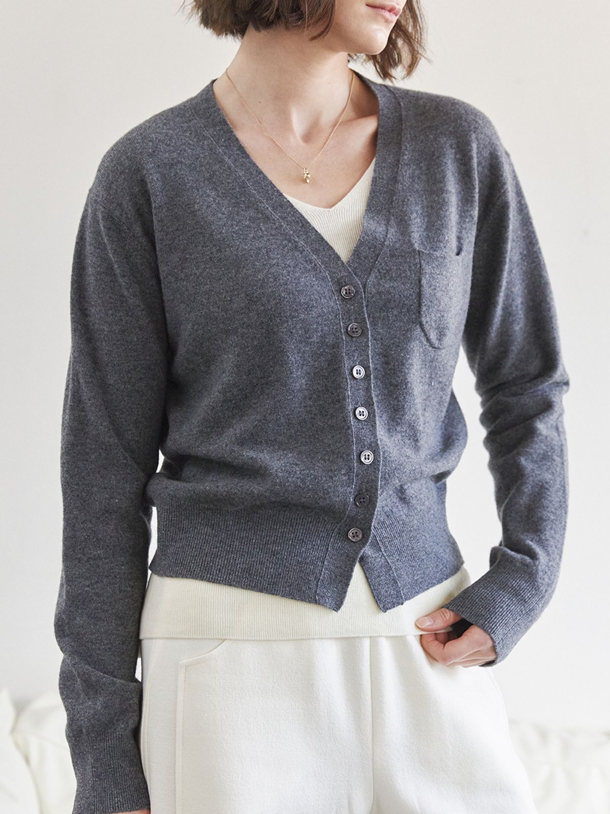 레이허(RAYHER) CASHMERE BLENDED V-NECK CARDIGAN[4COLORS]