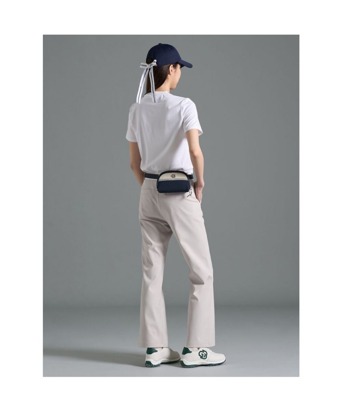 빈폴골프(BEANPOLE GOLF) 여성 원포인트 라운드넥 반소매 티셔츠 - 아이보리