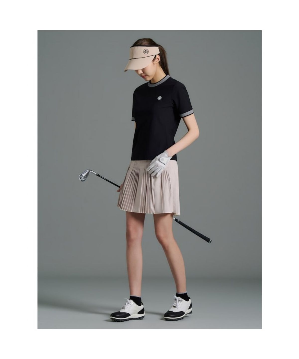빈폴골프(BEANPOLE GOLF) [B_under] 여성 자카드 모크넥 반소매 티셔츠 - 블랙