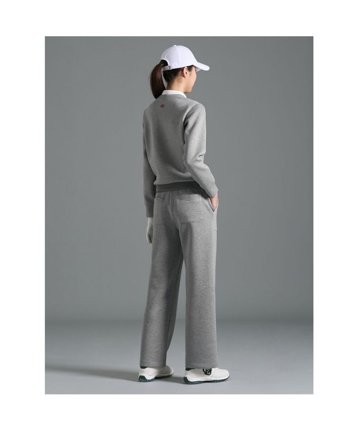 빈폴골프(BEANPOLE GOLF) 여성 라운드넥 블루종핏 긴소매 티셔츠 - 그레이