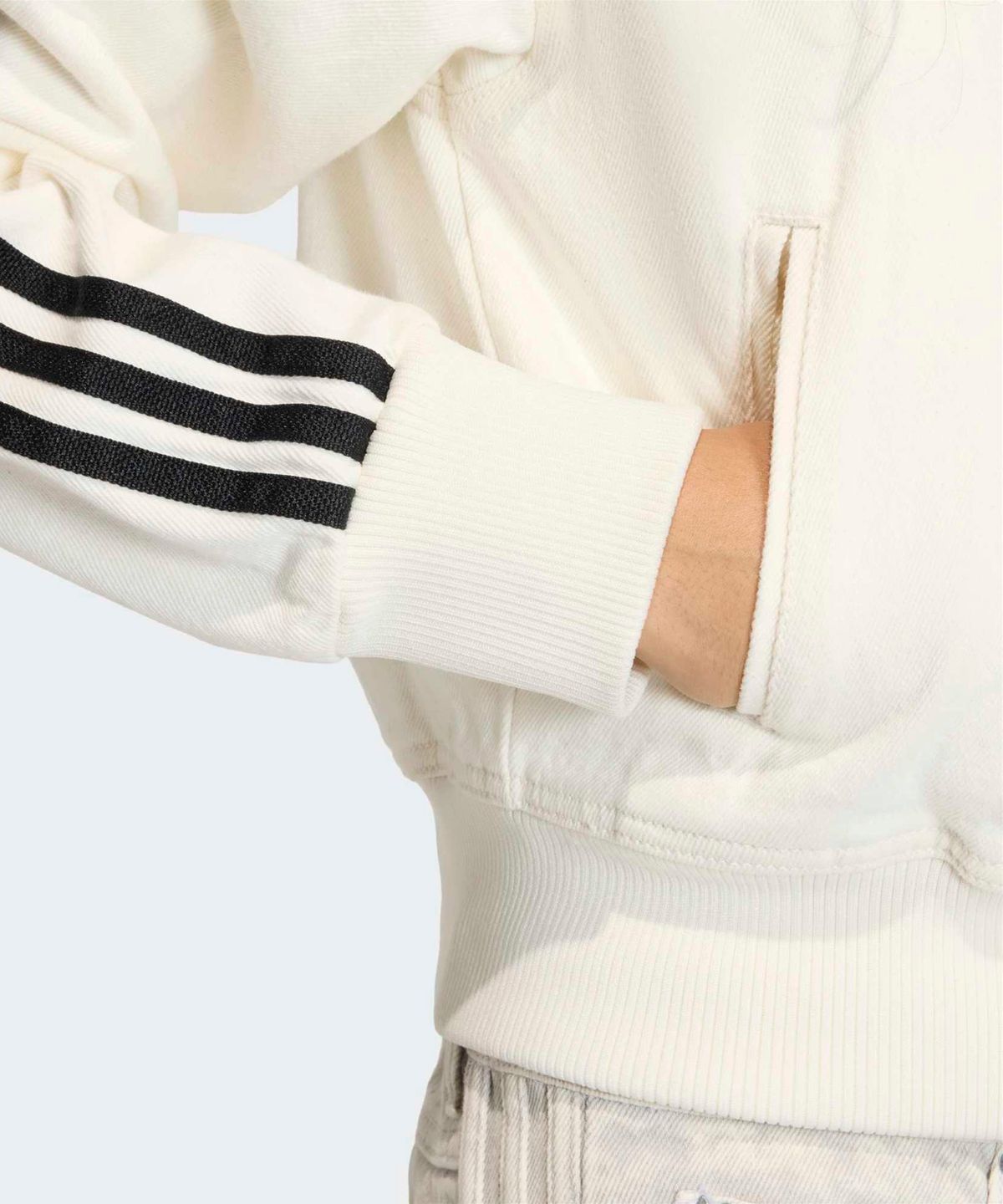 아디다스(ADIDAS) 파이어버드 데님 트랙탑 - 화이트 / KD2892