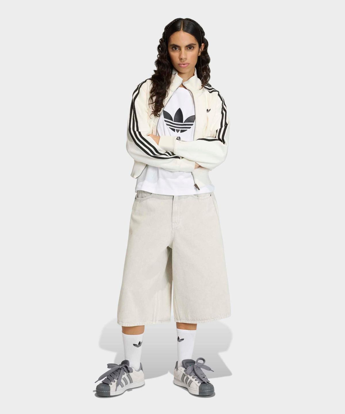 아디다스(ADIDAS) 파이어버드 데님 트랙탑 - 화이트 / KD2892