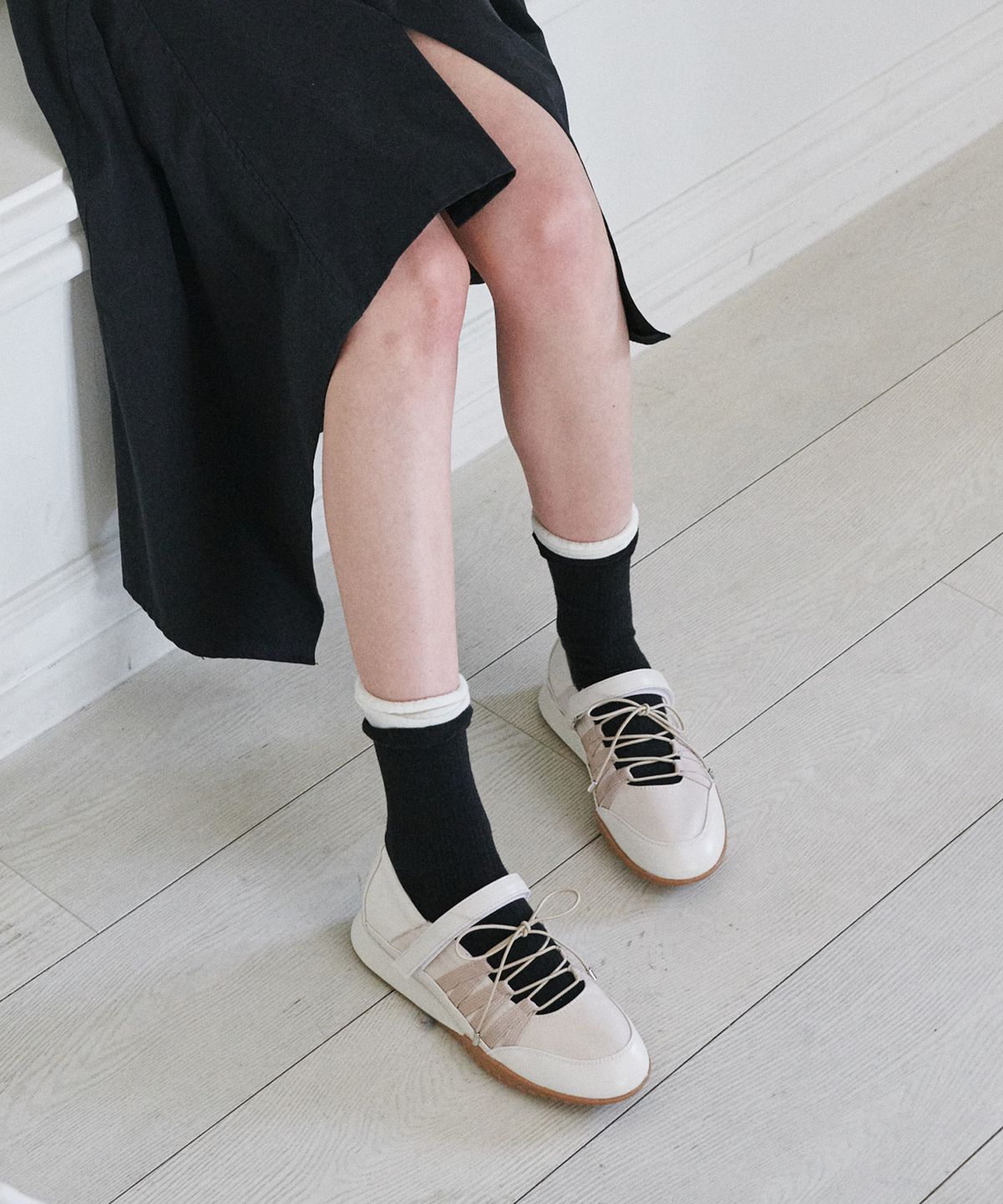 에이티티(ATT) Velcro Lace-Up Mary Jane Sneakers (att6027)
