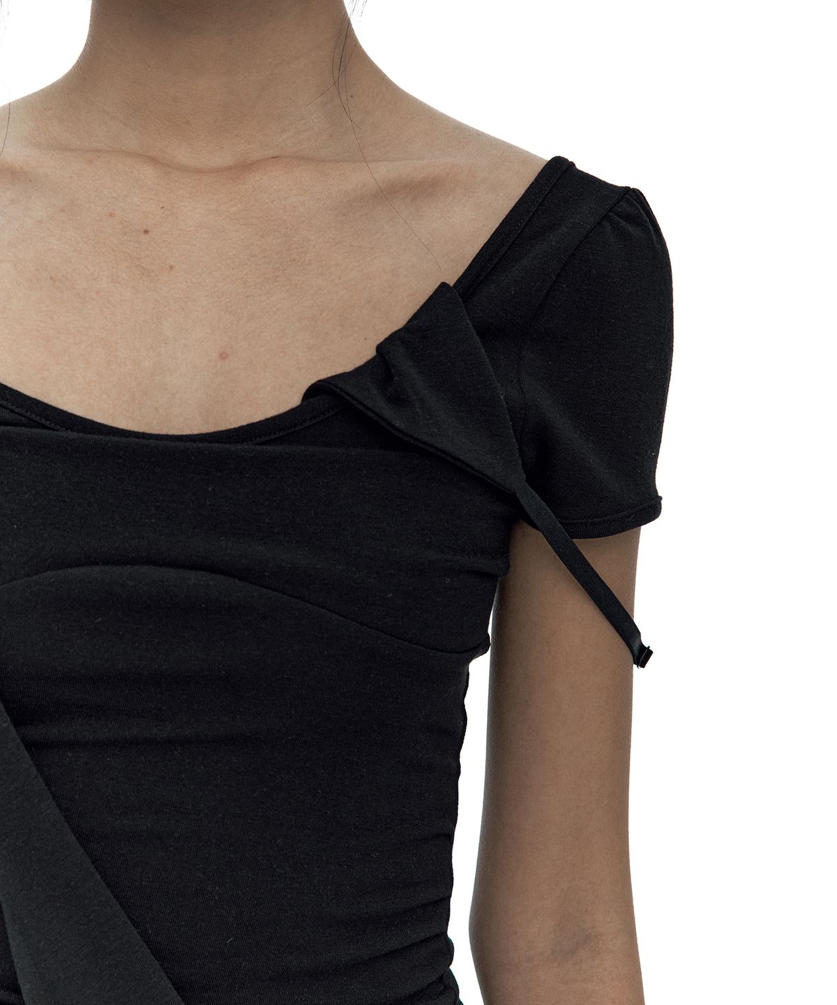 카시코(KASHIKO) Peek-a-boo Top Black