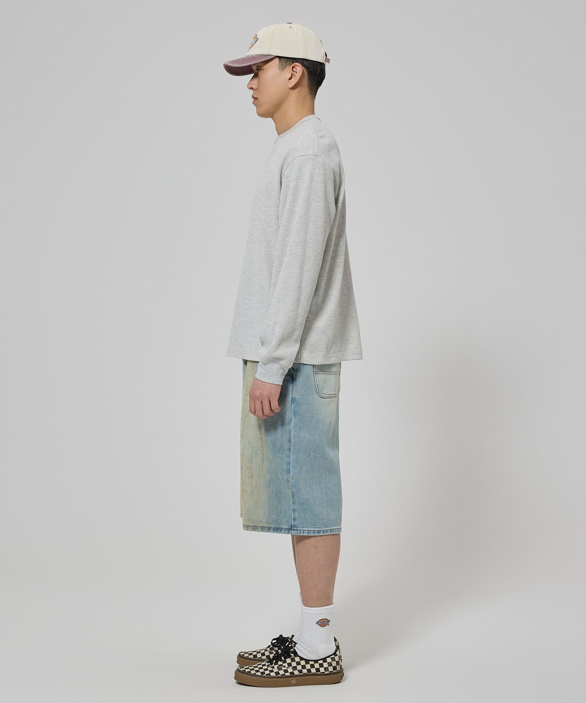 디키즈(DICKIES) 오버핏 더티 워시드 데님 쇼츠 Dirty Wash Blue