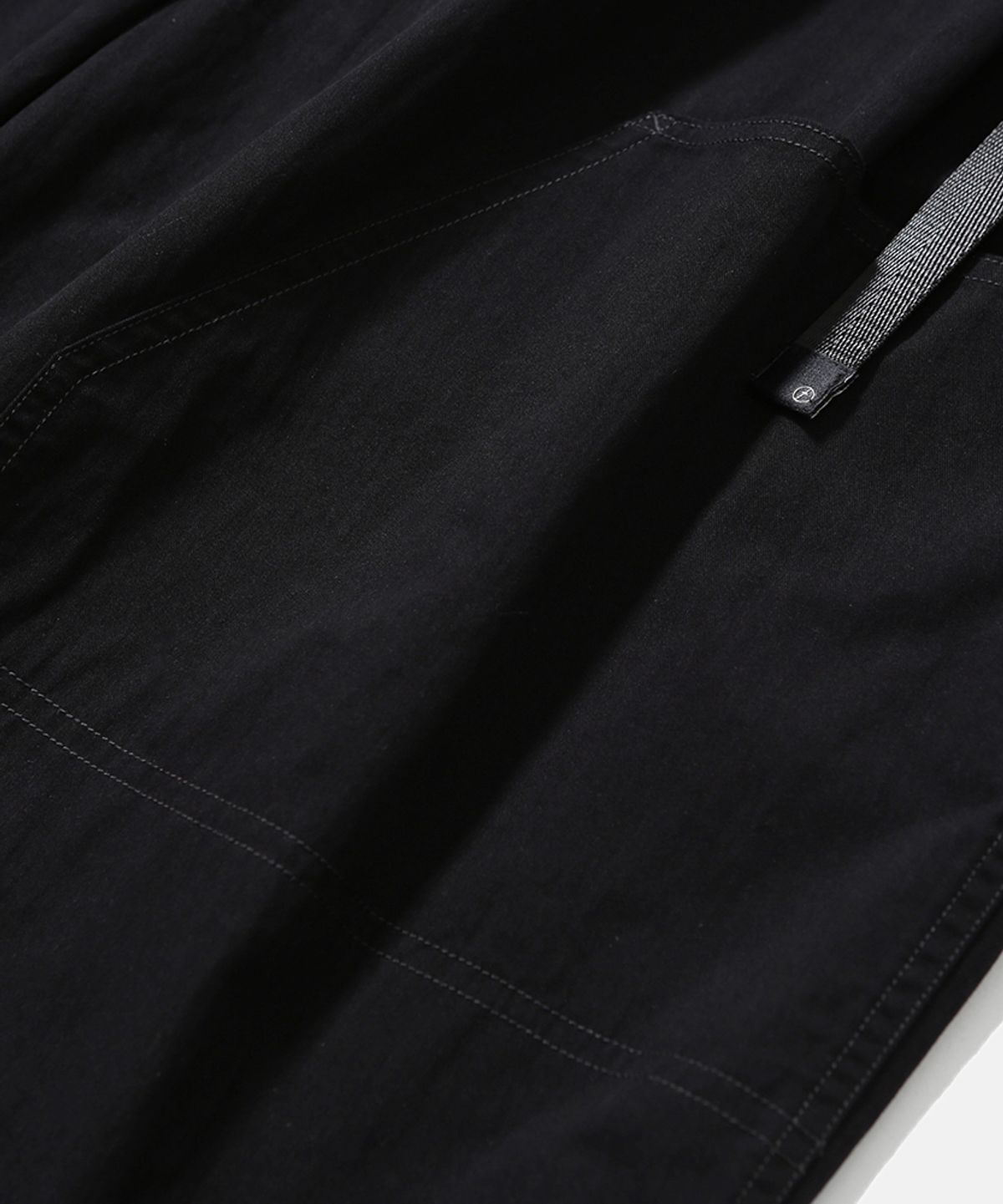 모이프(MOIF) [SS26] CROPPED WORK PANTS / BLACK