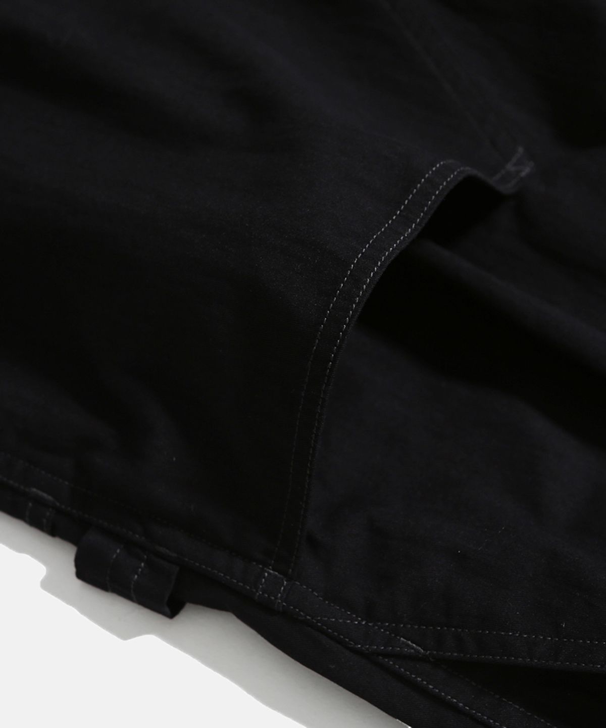 모이프(MOIF) [SS26] CROPPED WORK PANTS / BLACK