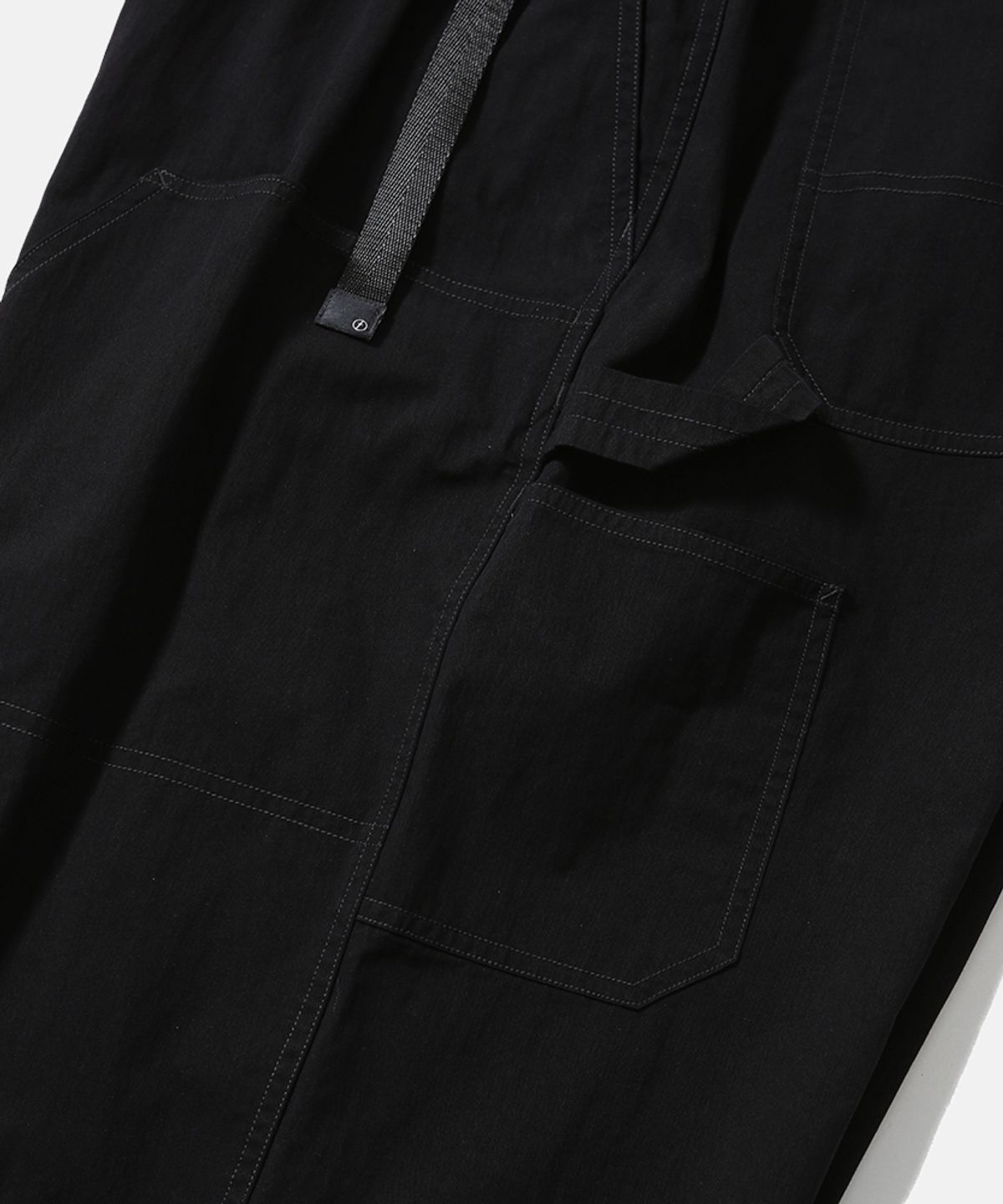 모이프(MOIF) [SS26] CROPPED WORK PANTS / BLACK