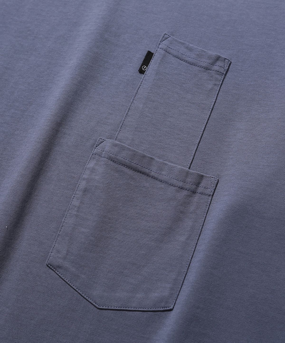 모이프(MOIF) [SS26] LAYERED VENT L/S TEE / AIR FORCE BLUE