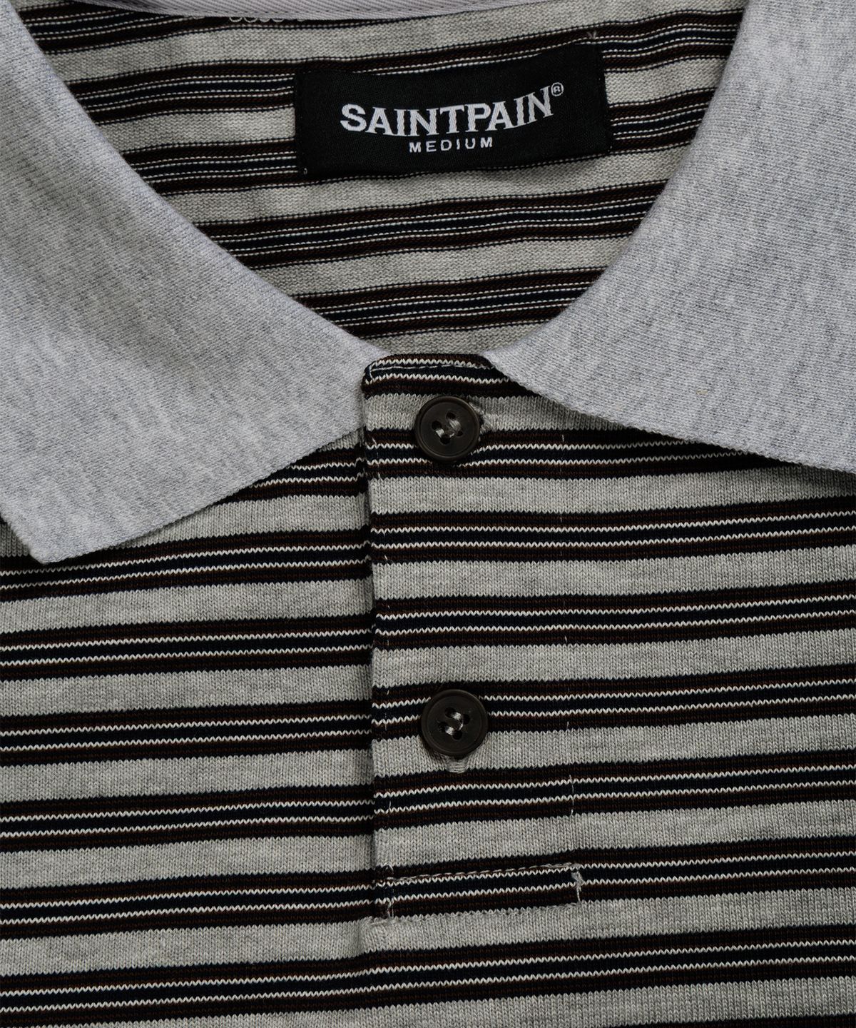 세인트페인(SAINTPAIN) SP 크로스 로고 스트라이프 폴로 피케 셔츠 그레이