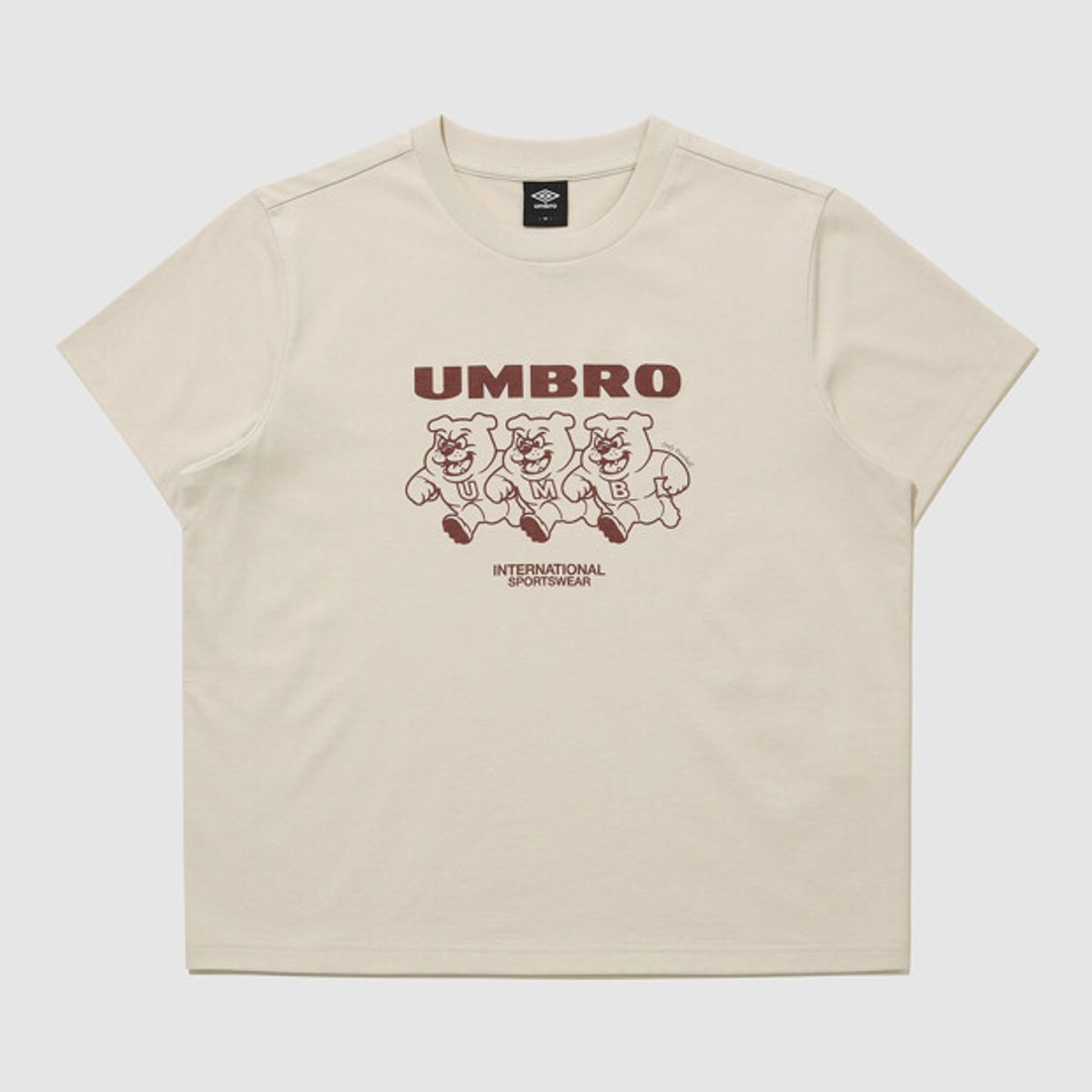 엄브로(UMBRO) 더비독 트리플 반팔 티셔츠 베이지 UR123CRS33