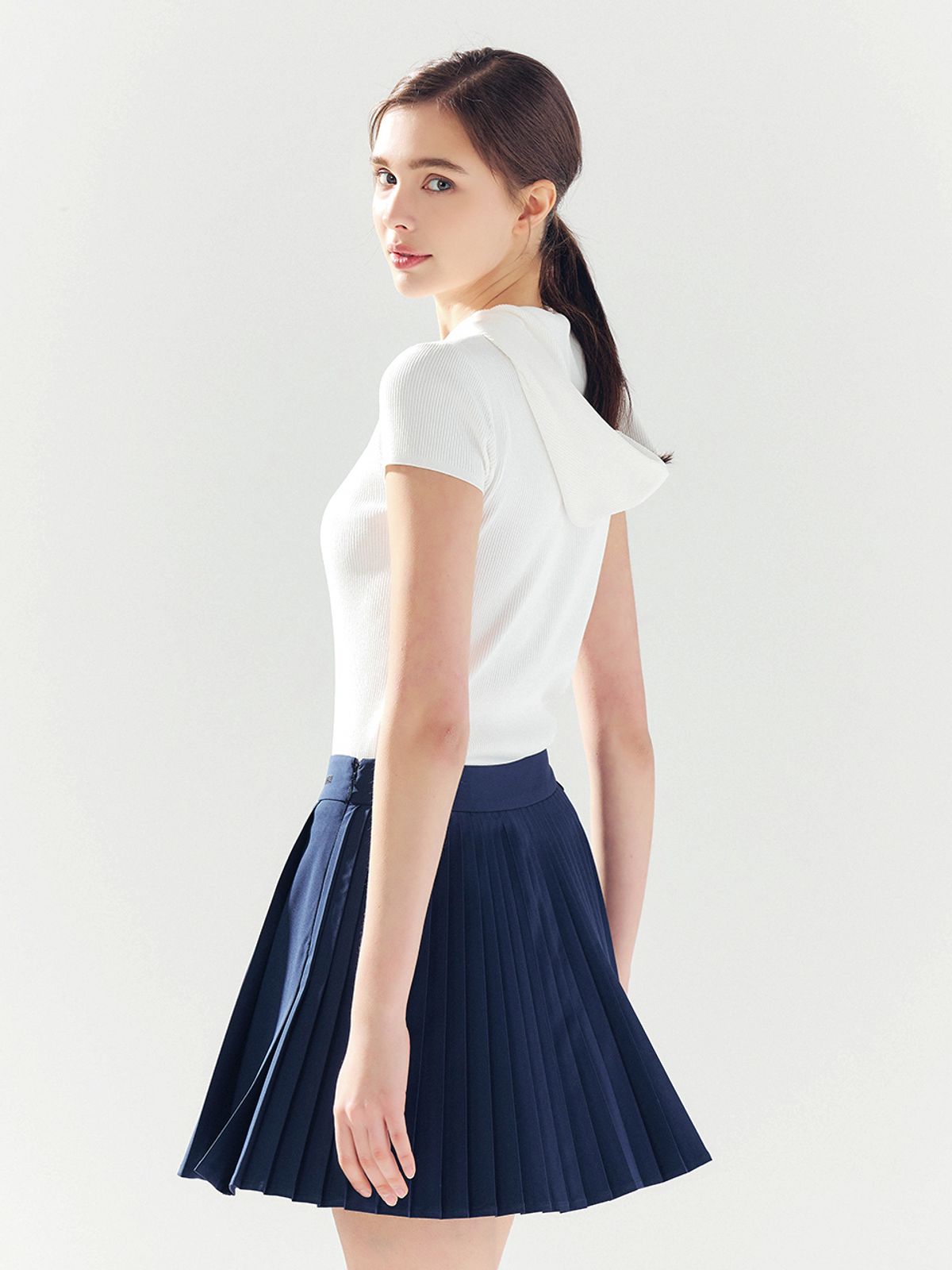 로드로아르(LORDLOAR) 골지 후드 니트 WHITE