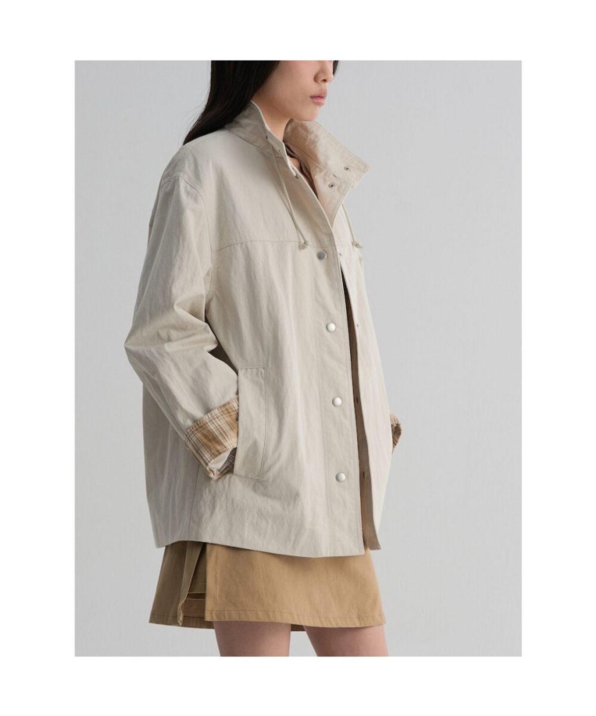 에잇세컨즈(8SECONDS) 체크 안감 중기장 점퍼  아이보리