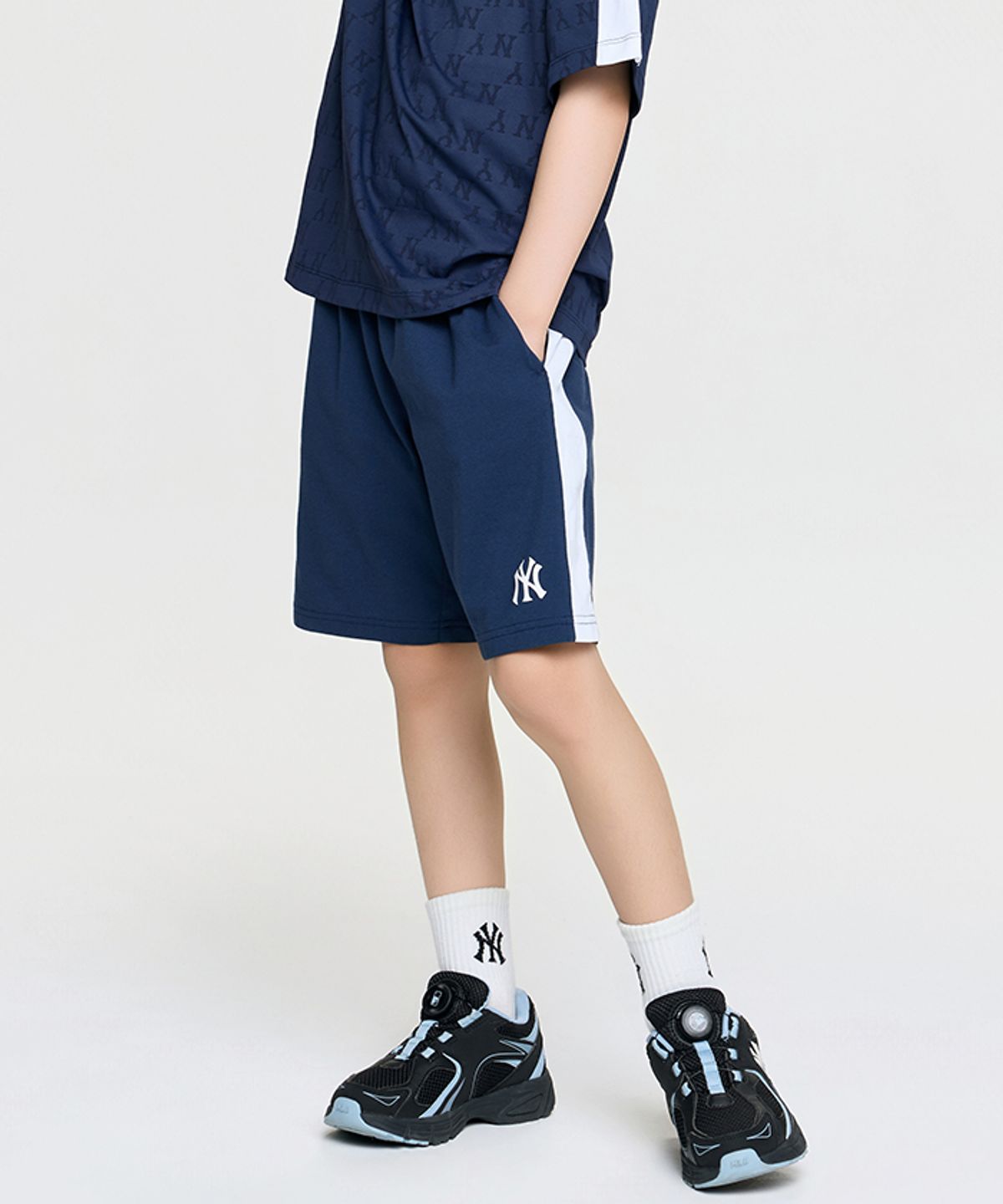 엠엘비 키즈(MLB KIDS) 모노그램 배색 반바지 NY (D.Navy)
