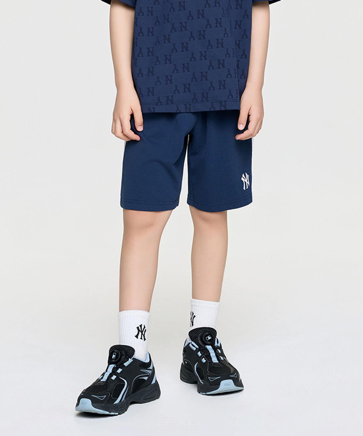 엠엘비 키즈(MLB KIDS) 모노그램 배색 반바지 NY (D.Navy)
