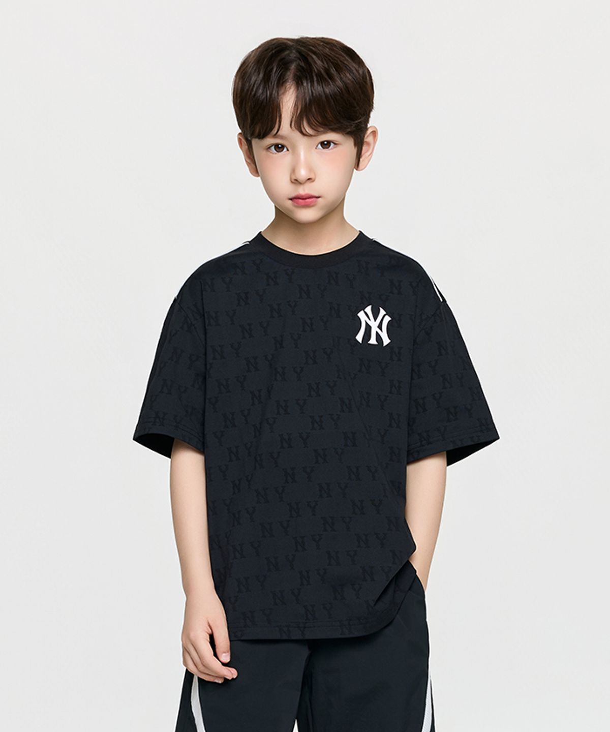엠엘비 키즈(MLB KIDS) 스포티브 모노그램 티셔츠 NY (Black)