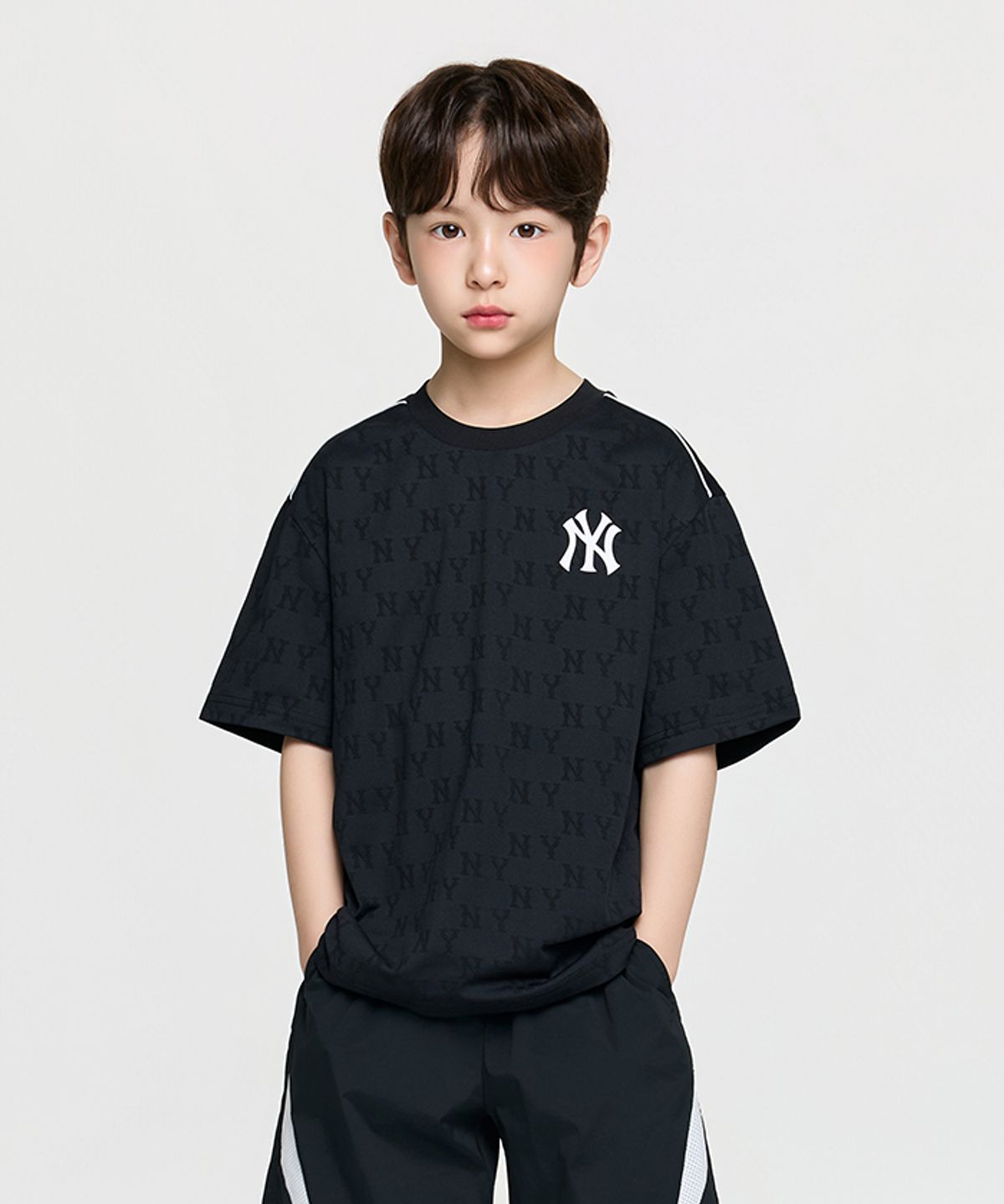 엠엘비 키즈(MLB KIDS) 스포티브 모노그램 티셔츠 NY (Black)