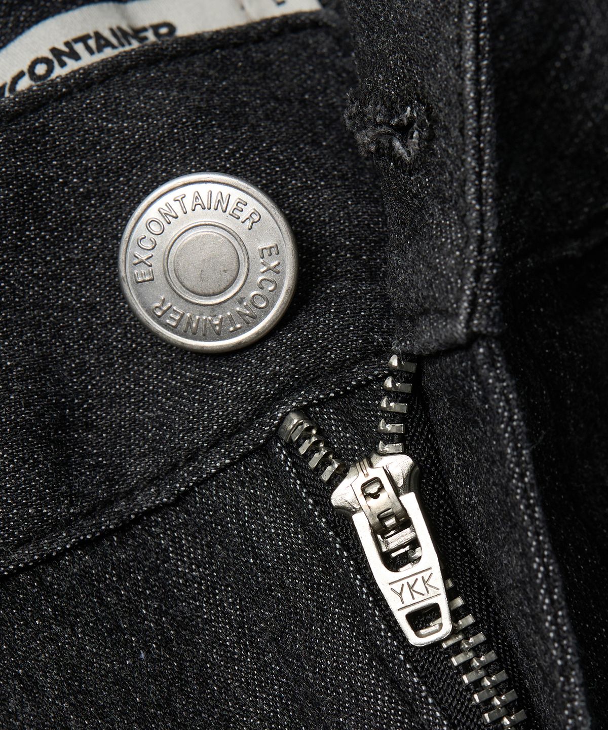 엑스컨테이너(EXCONTAINER) 로우 페이드 버뮤다 데님 팬츠 (WASHED BLACK)
