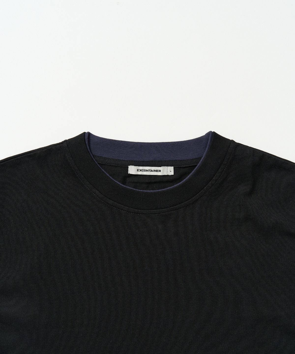 엑스컨테이너(EXCONTAINER) 체크 레이어드 크롭 하프 티셔츠 (BLACK)