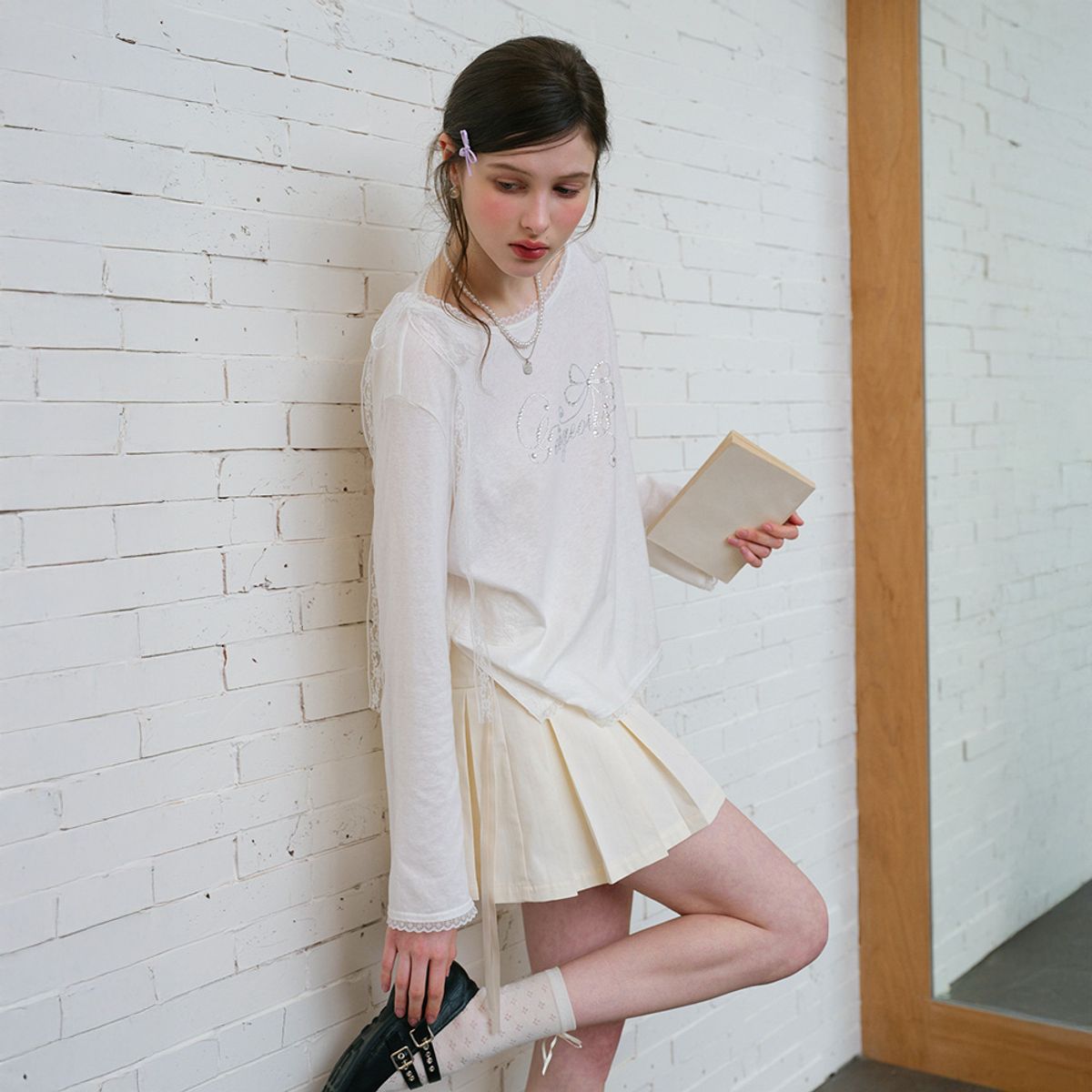 쎄무아듀(CEST MOIDEW) Cest_Rhinestone lace long sleeve top
