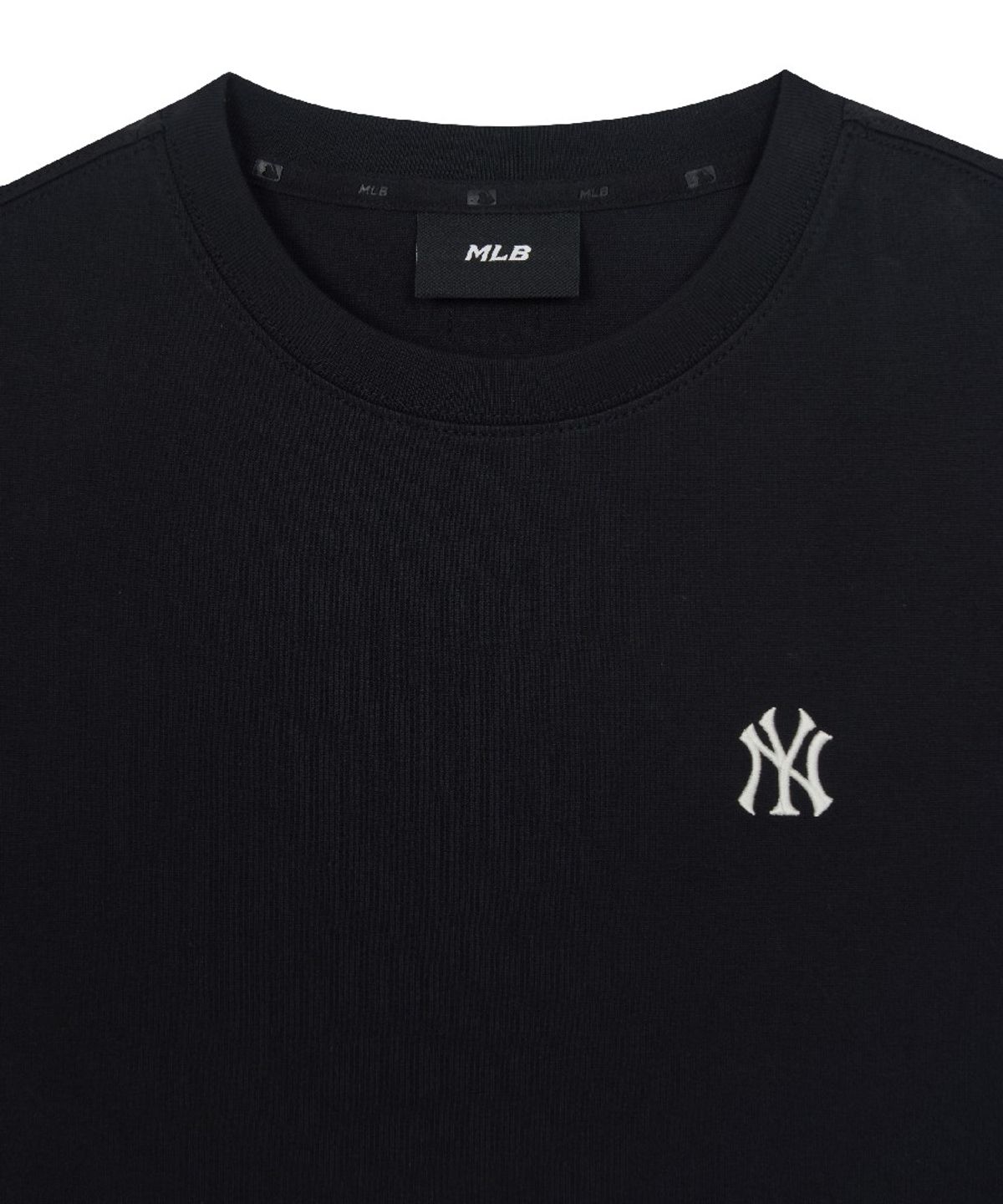 엠엘비(MLB) 여성 베이직 크롭 컴포터블핏 반팔티셔츠 NY (Black)
