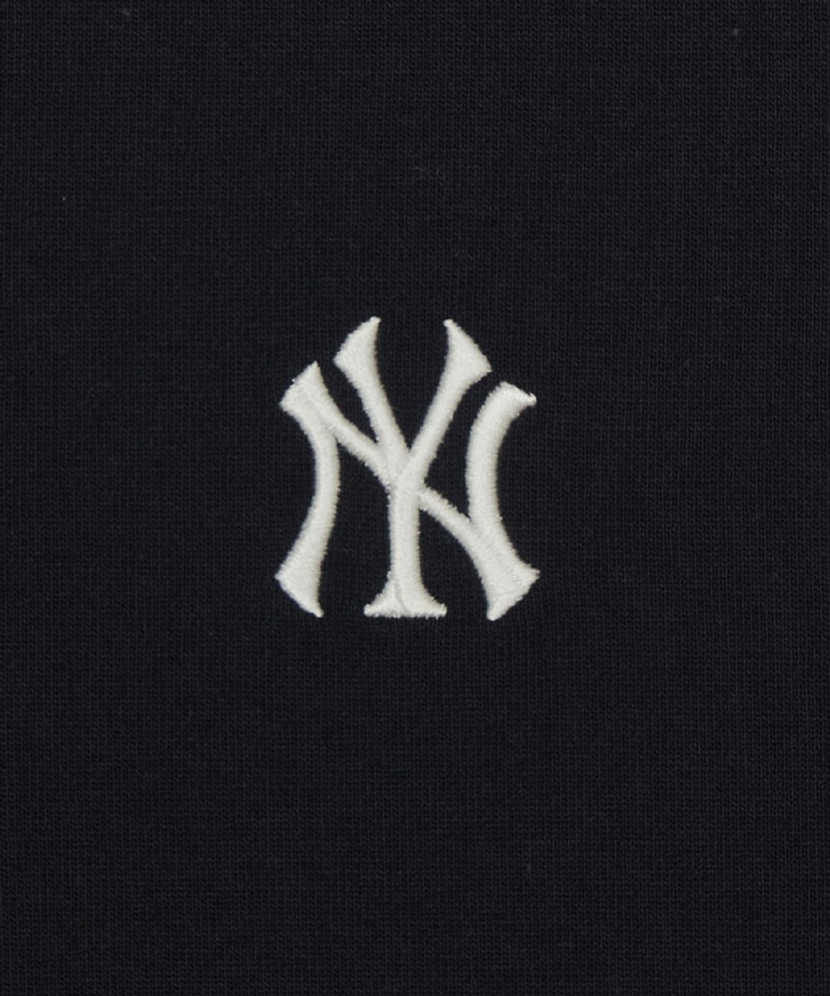 엠엘비(MLB) 여성 베이직 크롭 컴포터블핏 반팔티셔츠 NY (Black)