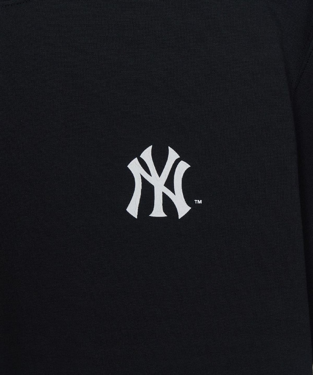 엠엘비(MLB) 빈티지 스포티브 컬시브 그래픽 반팔 티셔츠 NY (Black)