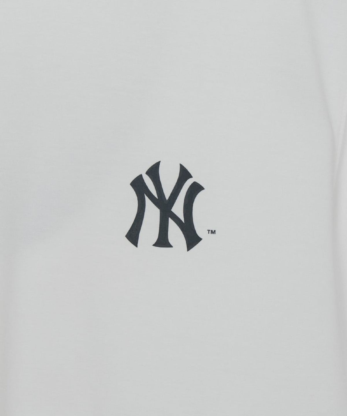 엠엘비(MLB) 빈티지 스포티브 컬시브 그래픽 반팔 티셔츠 NY (White)