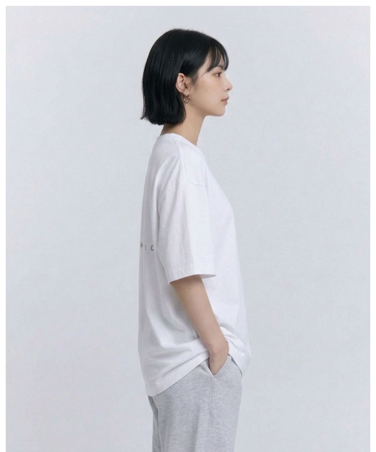 더블제이디(DOUBLE JD) 사출 로고 반팔 티셔츠