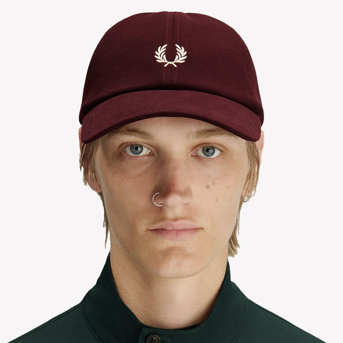 프레드페리(FRED PERRY) 피케 클래식 캡 - 옥스블러드 CFPU2612295-597