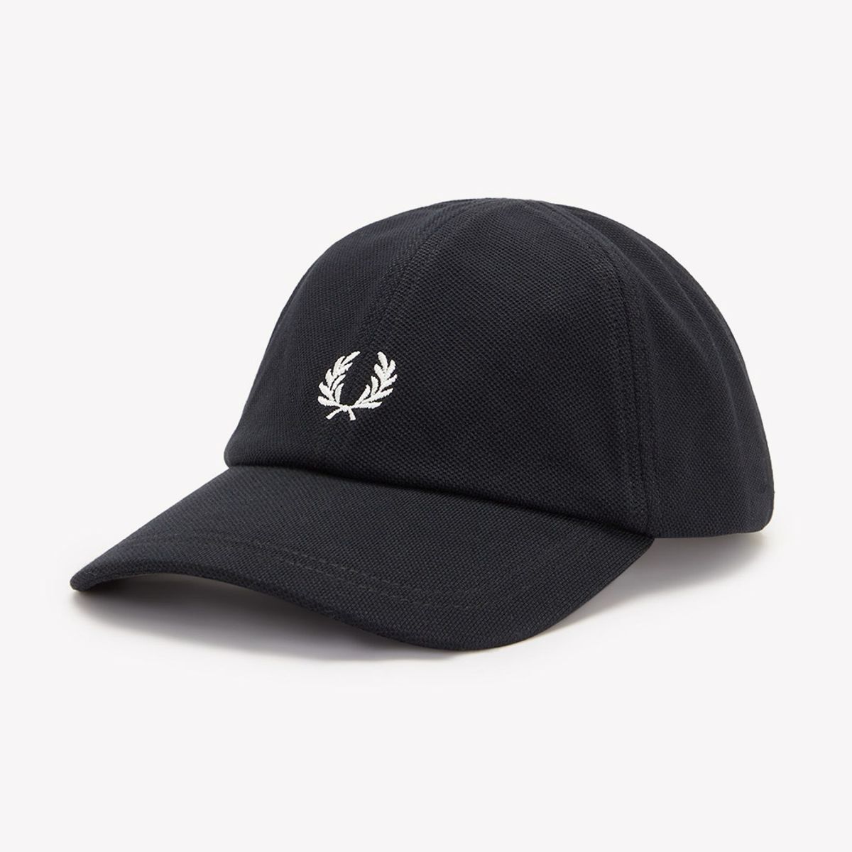 프레드페리(FRED PERRY) 피케 클래식 캡 - 블랙/스노우 화이트 CFPU2612295-843