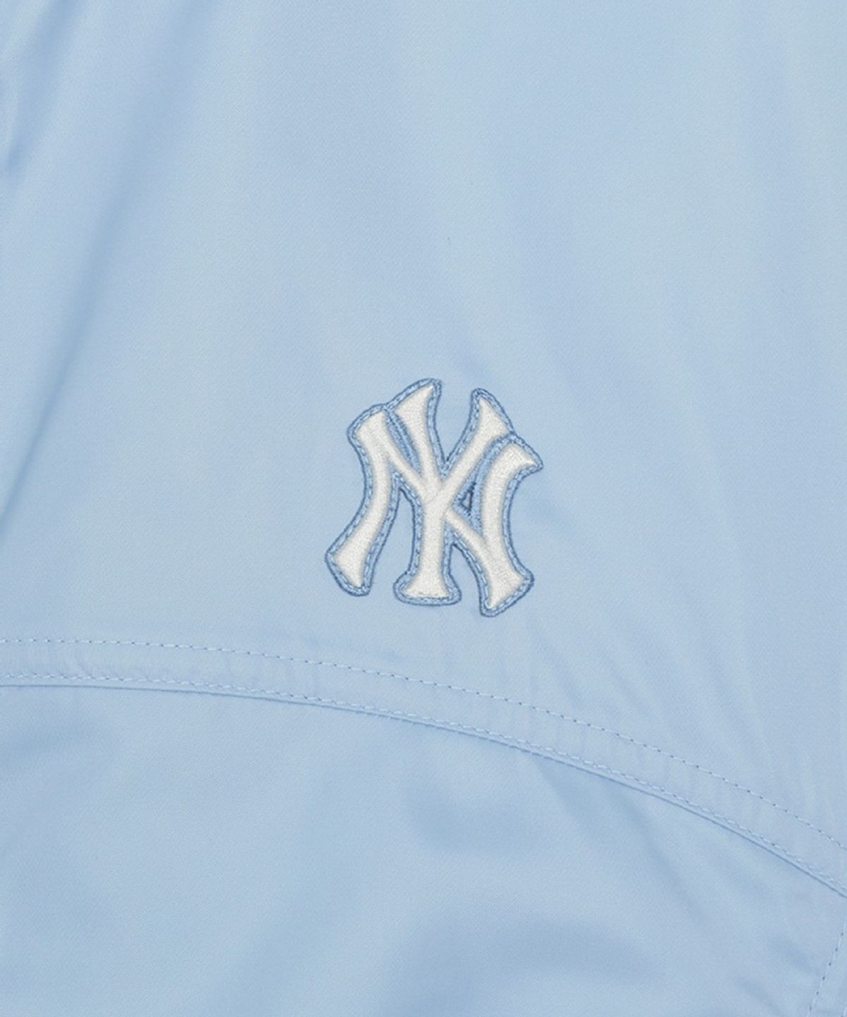 엠엘비(MLB) 여성 스포티브 새틴 셔링 바람막이 NY (L.SKY BLUE)