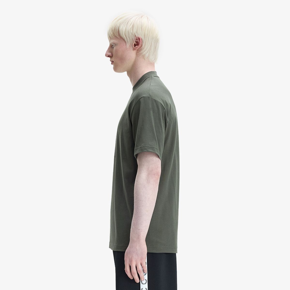 프레드페리(FRED PERRY) [Sport] 박스 그래픽 티셔츠 - 필드그린 AFPM2612404-638