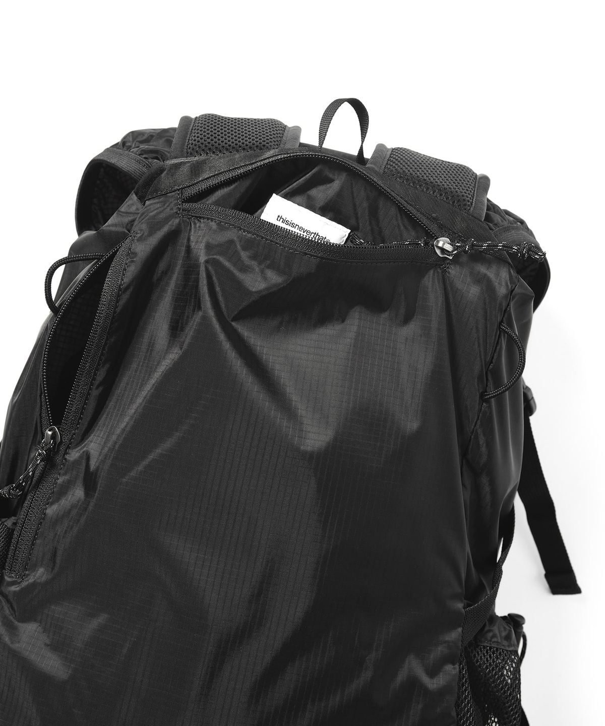 디스이즈네버댓(THISISNEVERTHAT) UL Backpack Black
