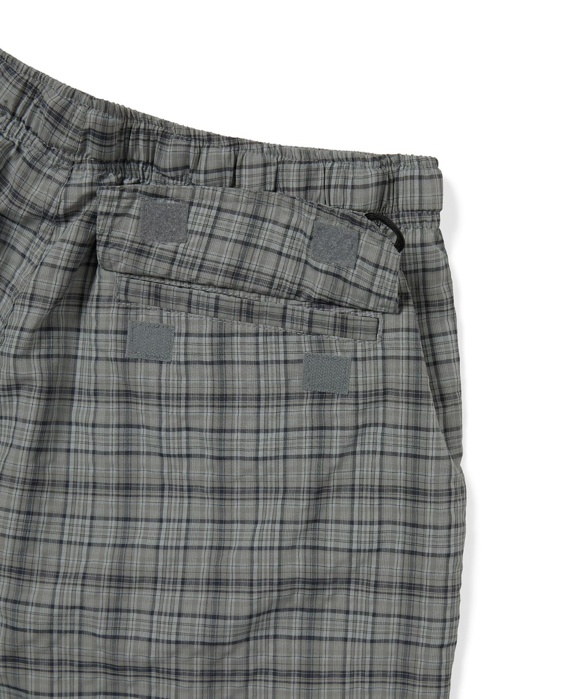 디스이즈네버댓(THISISNEVERTHAT) Belted Check Short Sage